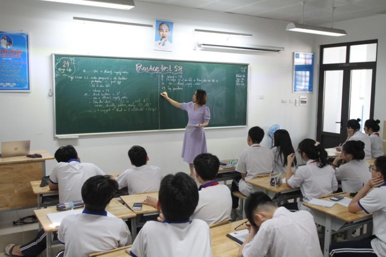 Hình thành kho học liệu bài giảng điện tử Tiếng Anh chất lượng cao -0