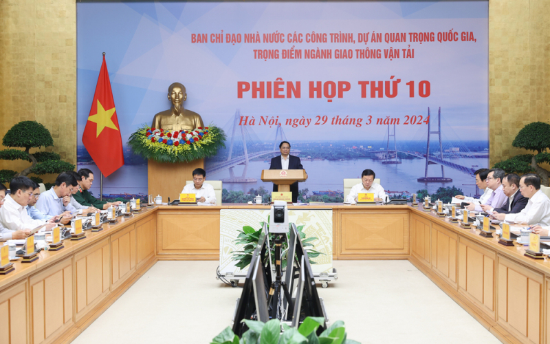 Thủ tướng: Nỗ lực thực hiện '6 hơn' trong triển khai các dự án trọng điểm GTVT -0