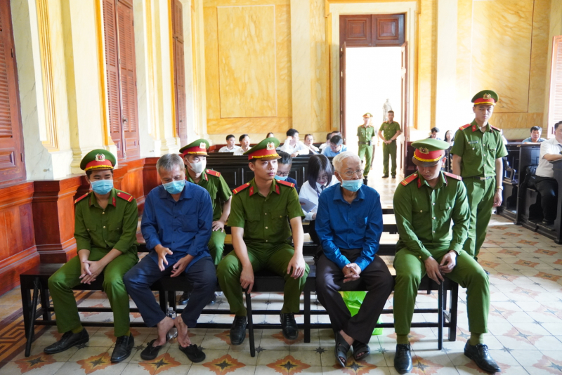 Cựu Tổng giám đốc Ngân hàng DAB Trần Phương Bình lại án chồng án -0
