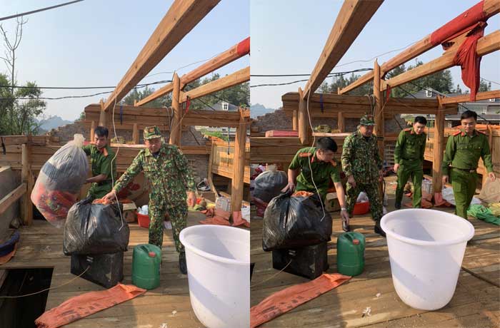 Công an xã hỗ trợ người dân khắc phục hậu quả do mưa đá, dông lốc gây ra -0