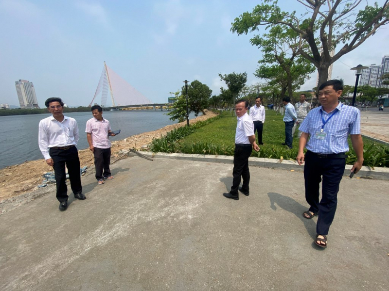 Dân phản ánh đổ xà bần ô nhiễm sông Hàn, lãnh đạo Đà Nẵng kiểm tra nóng -0