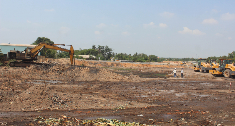 Bàn giao hơn 7.500m2 đất làm đường nối Đồng Nai với TP Hồ Chí Minh sau 2 năm không đồng ý di dời  -0