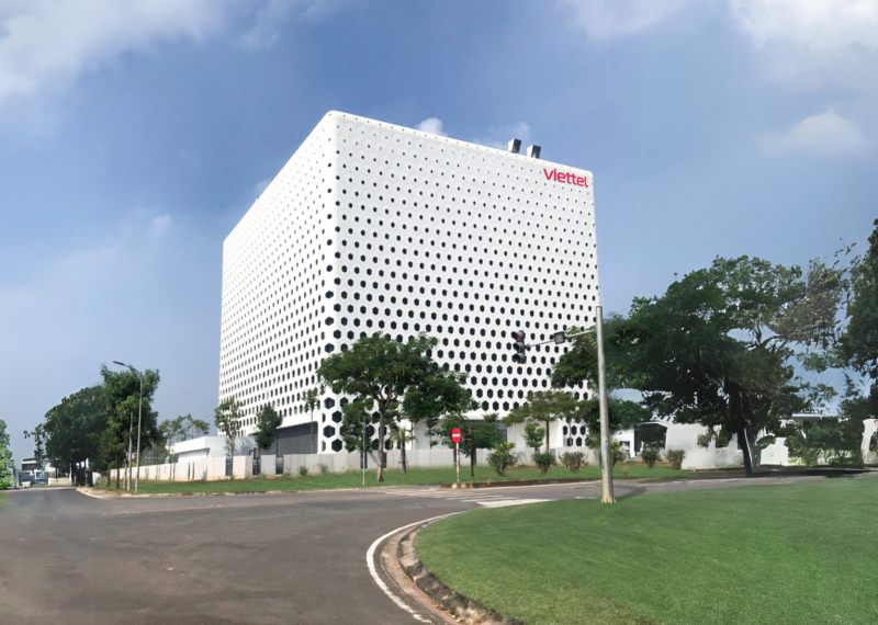 Viettel khai trương Trung tâm dữ liệu lớn nhất Việt Nam, sẵn sàng phát triển AI -0