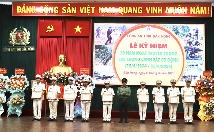 Cảnh sát Cơ động Công an Đắk Nông sẵn sàng đập tan âm mưu của các thế lực thù địch -0