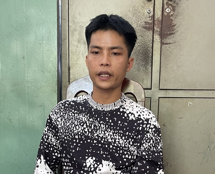 Đi giải quyết mâu thuẫn, vung dao chém chết người -0