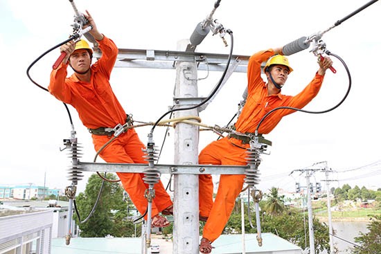 Không cắt điện dịp Lễ Giổ tổ Hùng Vương, 30/4 và 1/5 -0