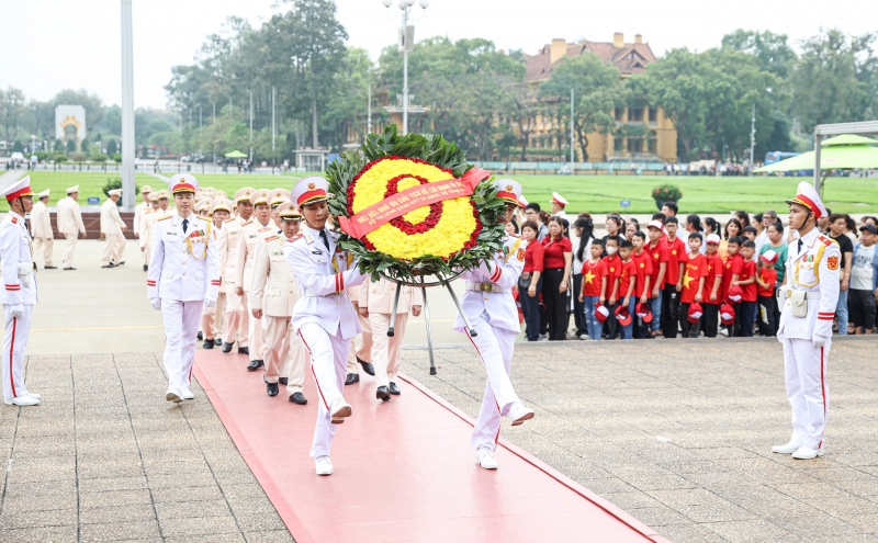 Lực lượng Cảnh sát cơ động báo công dâng Bác những thành tích xuất sắc qua 50 năm -0