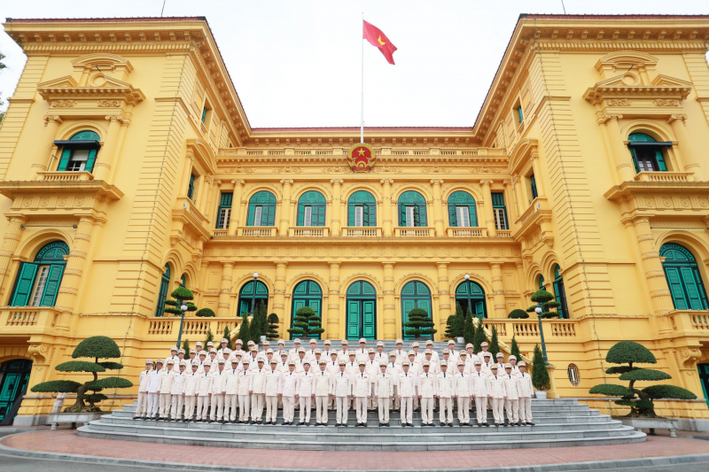 Lực lượng Cảnh sát cơ động báo công dâng Bác những thành tích, chiến công qua 50 năm -0