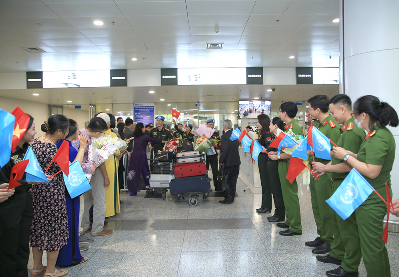 Tiếp tục đóng góp cho lực lượng GGHB LHQ của Bộ Công an -0