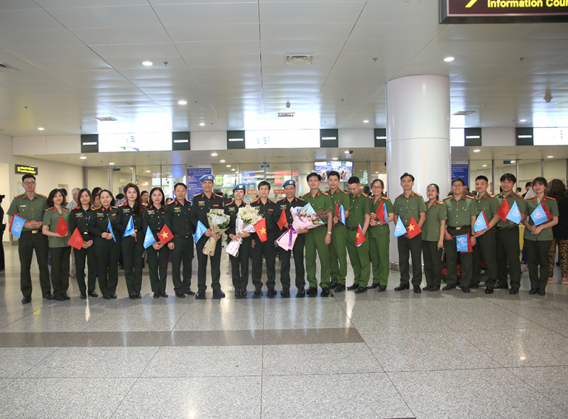 Tiếp tục đóng góp cho lực lượng GGHB LHQ của Bộ Công an -0