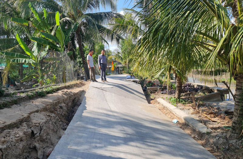 Cà Mau công bố tình huống khẩn cấp hạn hán cấp 2 ở huyện Trần Văn Thời và U Minh -1