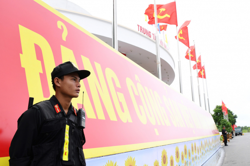 Cảnh sát cơ động Công an tỉnh Trà Vinh “Vì nước quên thân, vì dân phục vụ” -4