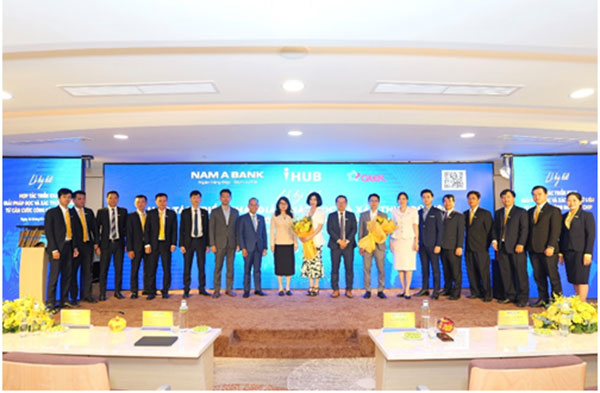 Nam A Bank tiên phong triển khai giải pháp đọc và xác thực dữ liệu căn cước công dân gắn chip -0