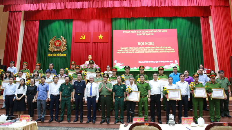 Nhiều giải pháp thiết thực xử lý tội phạm “tín dụng đen” -0