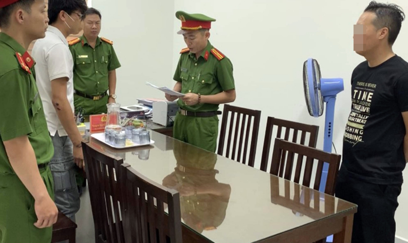 Mua bán trái phép hóa đơn, 2 giám đốc và 1 nguyên kế toán bị khởi tố -0