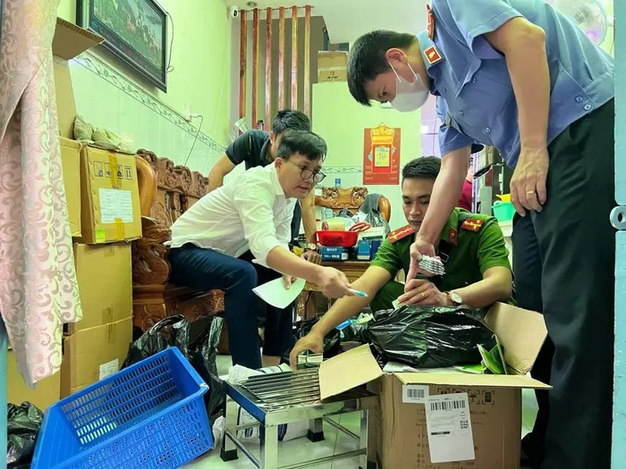 Thu mua thuốc chữa bệnh sắp hết hạn, trôi nổi, về phù phép thành thuốc mới -0