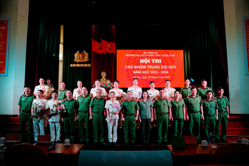 Sôi nổi cuộc thi Chủ nhiệm trung đội giỏi -0