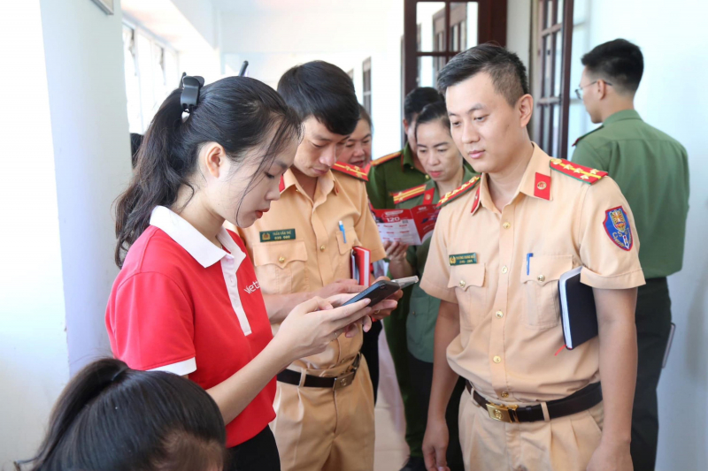 Thừa Thiên Huế thực hiện thí điểm cấp phiếu lý lịch tư pháp trực tuyến -0