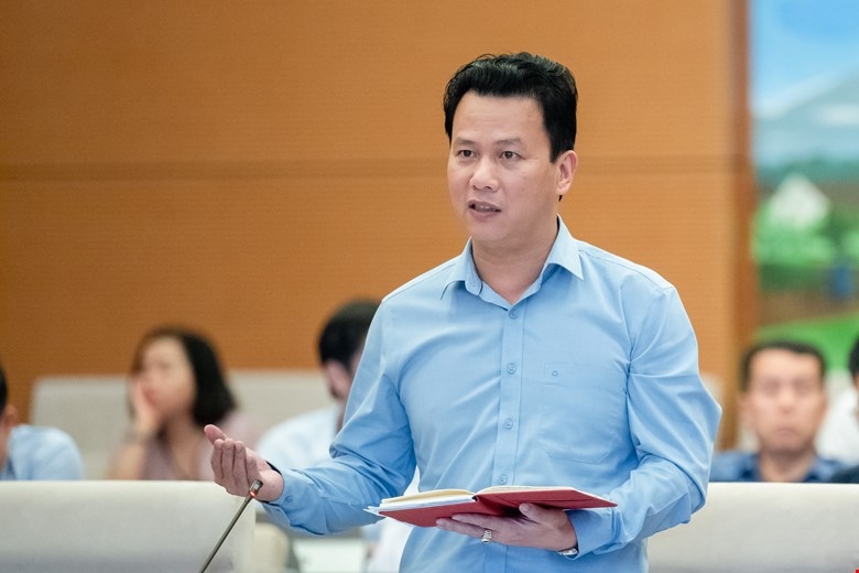 dặng q khánh.jpg -0