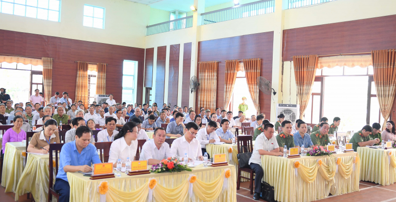 Thứ trưởng Trần Quốc Tỏ tiếp xúc cử tri phường Bồng Lai, thị xã Quế Võ, tỉnh Bắc Ninh -0