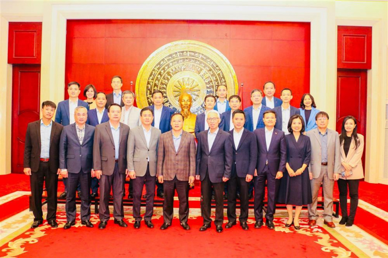 Deputy Minister Nguyen Van Long meets a number of top Chinese officials while visiting China -0