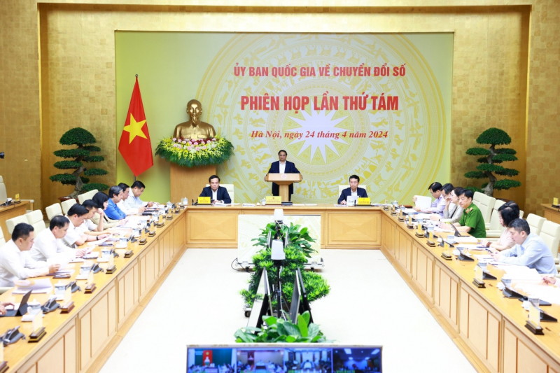 Thủ tướng chỉ đạo “3 tăng cường”, “5 đẩy mạnh” trong chuyển đổi số quốc gia, phát triển kinh tế số -0