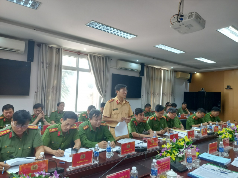 Công an Phú Yên lấy ý kiến xây dựng các dự án Luật do Bộ Công an chủ trì soạn thảo -0