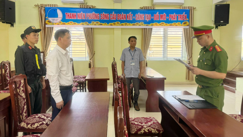 Khởi tố Trưởng phòng thuộc Sở GTVT tỉnh Bắc Kạn nhận hối lộ của học viên thi sát hạch lái xe -0