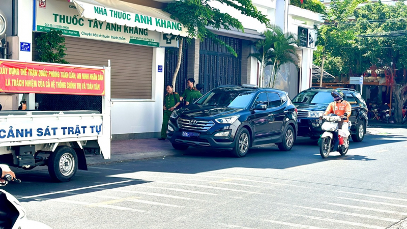 Khám xét nhà cựu Chủ tịch UBND Bình Thuận -0