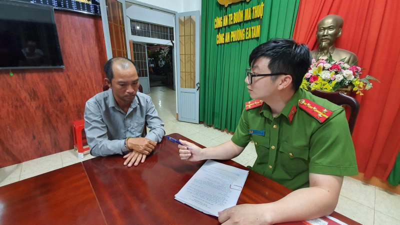 Mang đất người khác đi bán, chiếm đoạt hơn 1 tỷ đồng -0