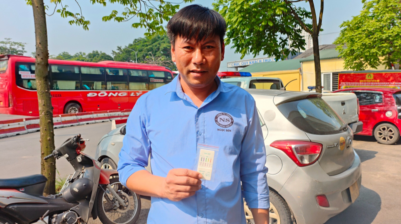 Liên ngành công an, thanh tra giao thông  “bất ngờ” đột kích kiểm tra lái xe tại bến cửa ngõ Thủ đô -0