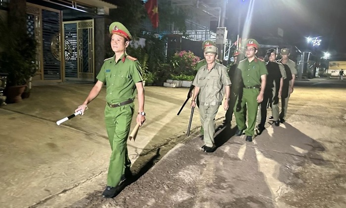 Triển khai đồng bộ các giải pháp, giữ vững ANTT dịp lễ 30/4 và 1/5 -0