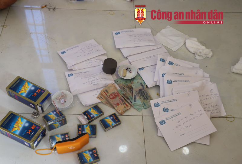 Triệt phá sòng bạc, tạm giữ trên 350 triệu đồng -1