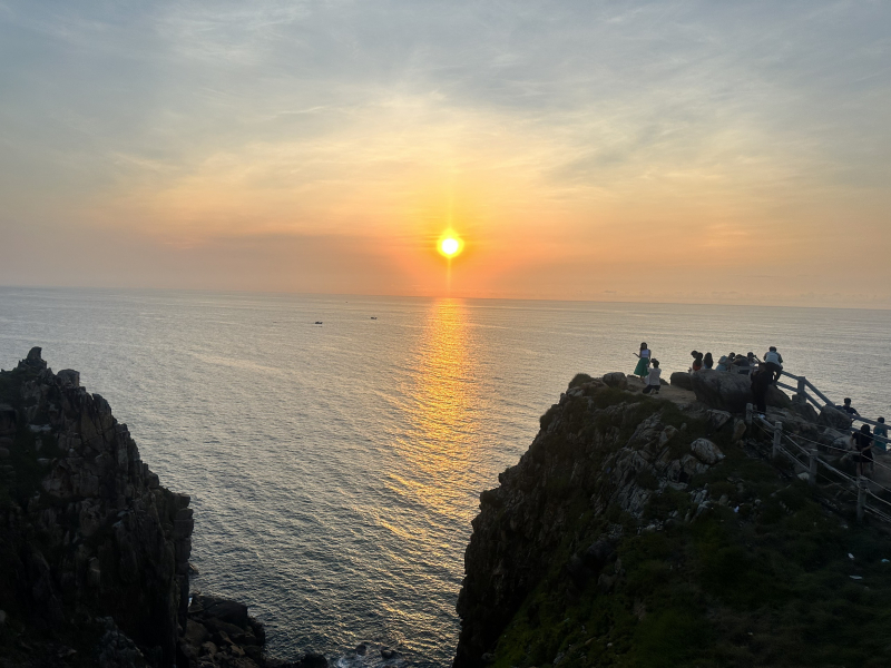      Du khách đến Phú Yên trong kỳ nghỉ lễ 30/4-1/5 tăng cao -0