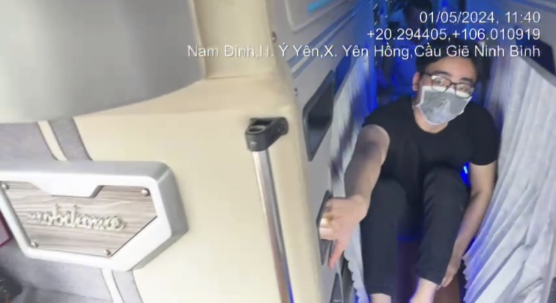 Lái xe khách uống bia rượu, chở hơn gấp đôi số hành khách cho phép -1