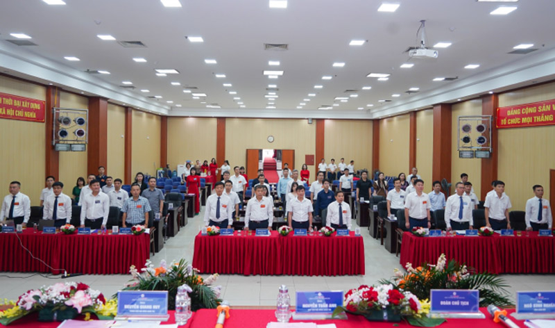 Công ty cổ phần Nhiệt điện Quảng Ninh tổ chức thành côngĐại hội đồng cổ đông thường niên năm 2024 -0