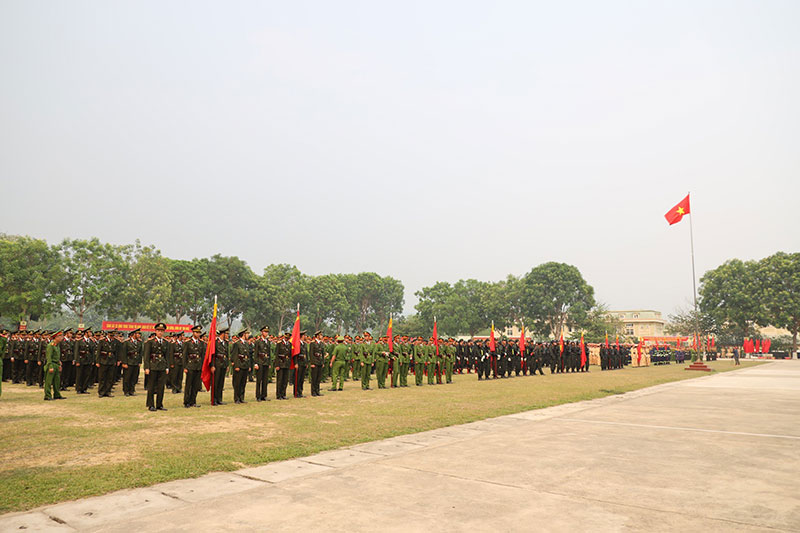 Đoàn công tác Trung ương thăm, tặng quà động viên CBCS CAND tham gia diễu binh, diễu hành -0