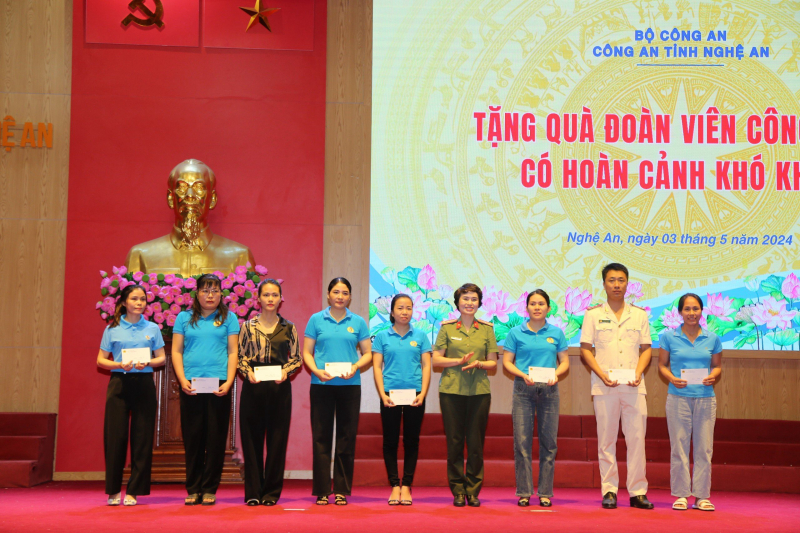 Công an Nghệ An:  Phát động Tháng hành động về an toàn vệ sinh lao động, tháng công nhân -0