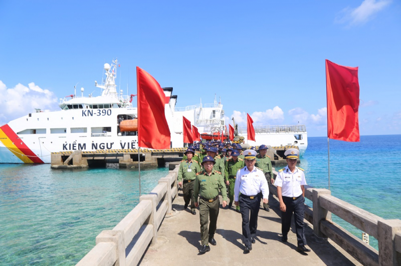 Hành trình đến với Trường Sa (Bài 1) -0