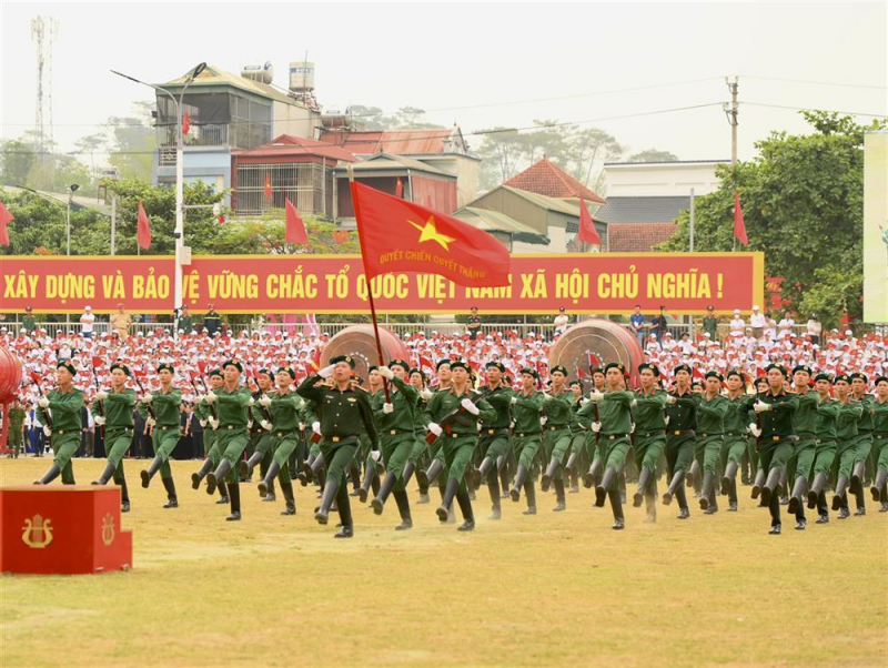 Drill to celebrate 70th Anniversary of the Dien Bien Phu Victory held -0