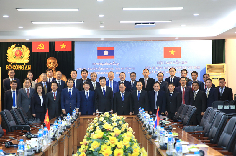 Góp phần thắt chặt mối quan hệ hợp tác giữa Bộ Công an hai nước Việt Nam - Lào -0