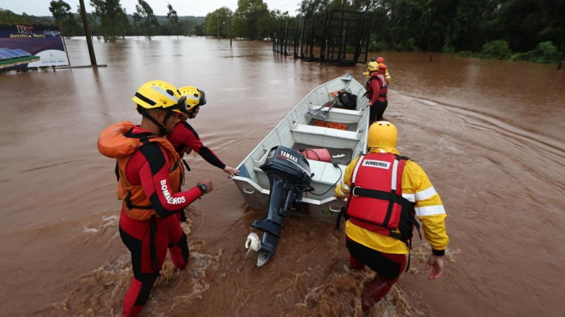 90 người chết vì lũ lụt lịch sử tại Brazil -0