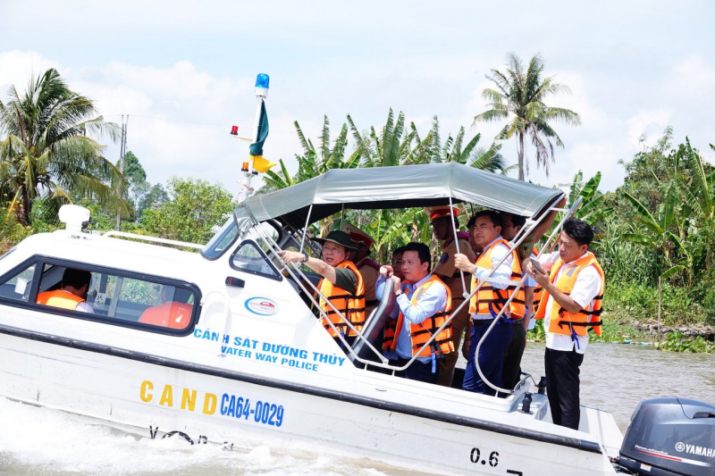 Sử dụng cát biển để san lấp các dự án giao thông trọng điểm ở phía Nam -0