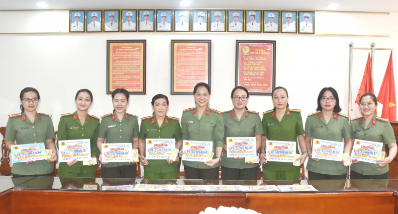 Lan tỏa ý nghĩa nhân văn mô hình “Vòng tay yêu thương”  -0