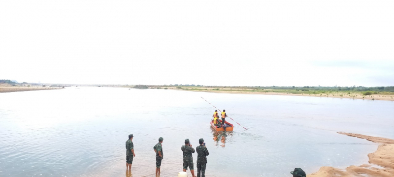 Xác định danh tính nạn nhân trong vụ lật xuồng trên sông Ba ở công trình thi công đường cao tốc -0