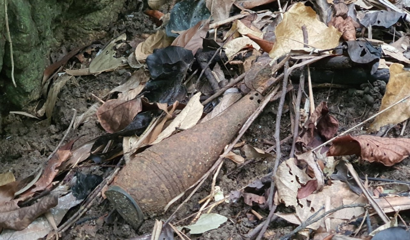 Nhiều bom đạn sót lại sau chiến tranh ở rừng bảo tồn Bắc Hướng Hóa -0