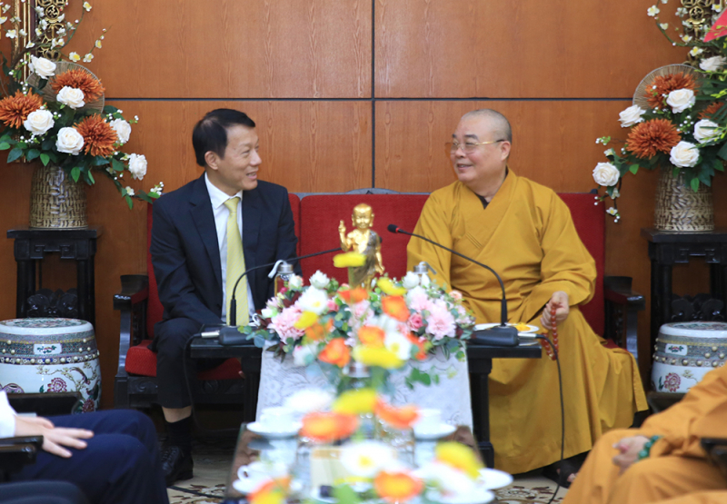 Lãnh đạo Bộ Công an chúc mừng Lễ Phật đản 2024 -0