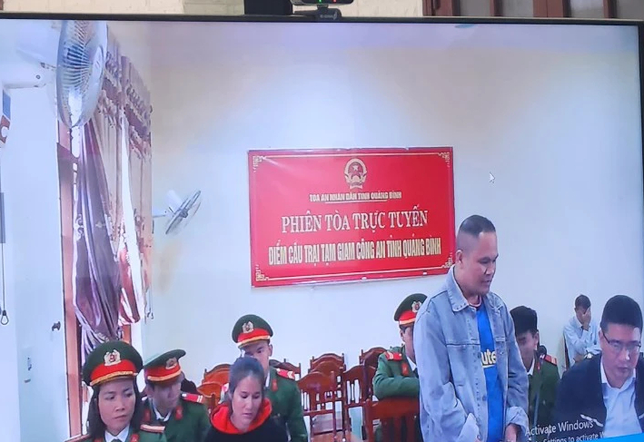 Tử hình cặp “mèo mả gà đồng” mua bán trái phép 12 kg ma tuý đá -0