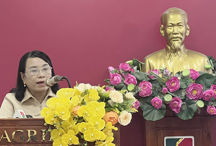Agribank Chi nhánh Đông Long An trao thưởng chương trình tiết kiệm dự thưởng