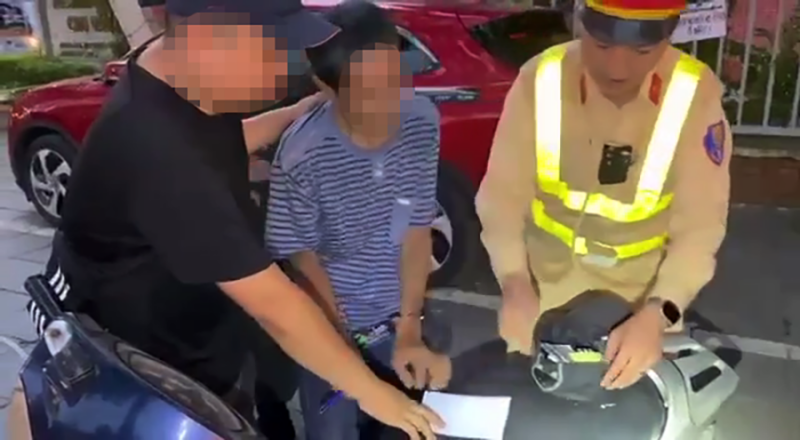 Cảnh sát 141 liên tiếp bắt giữ đối tượng mang ma túy -0